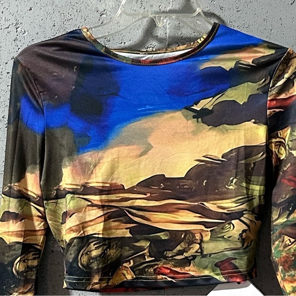 #042♦️SHEIN Blue and Yellow Graphic Fitted Crop-Top Sz 6/M US ♦️ - Picture 7 of 10